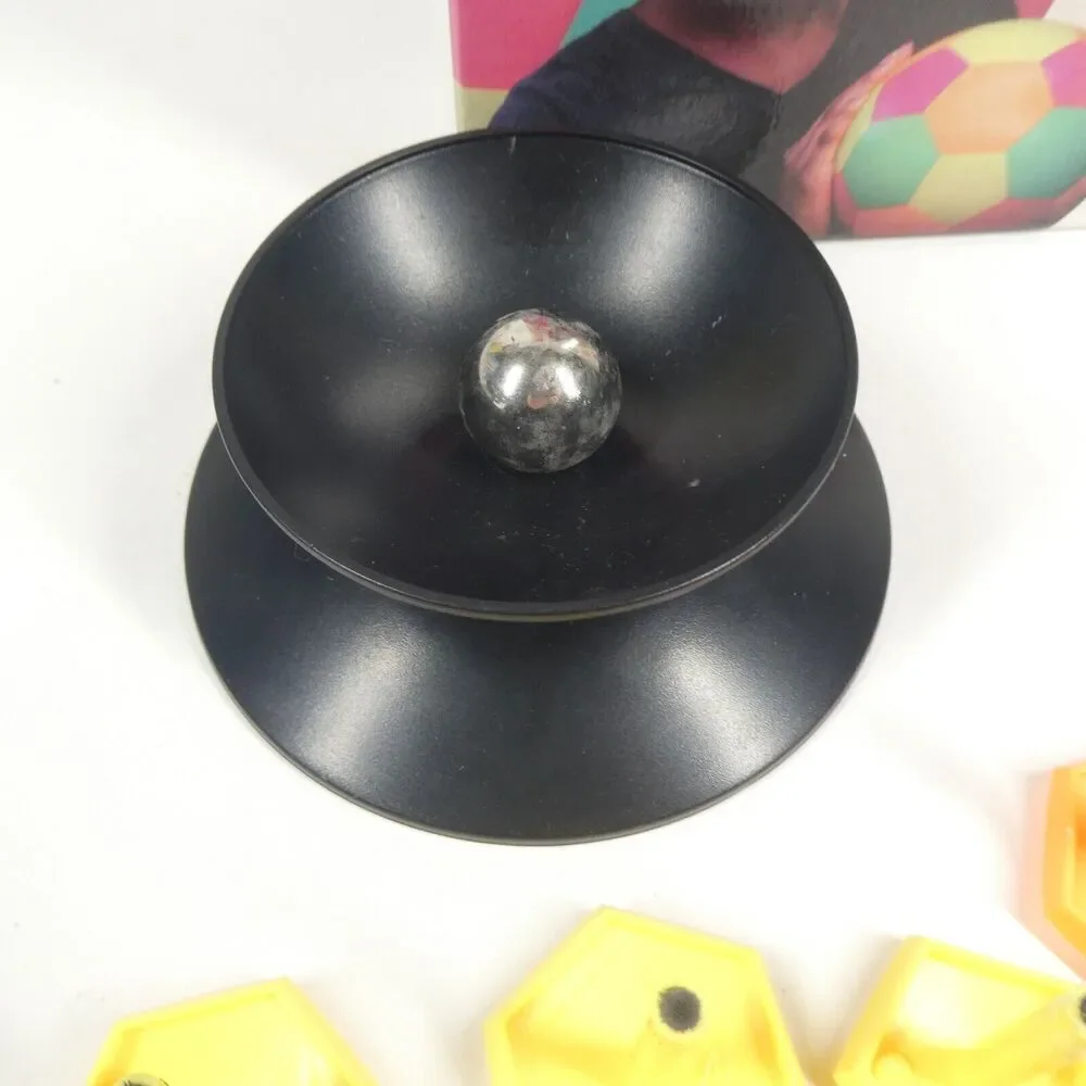 Mind Madness Jr. Magnetic Puzzle Ball Vintage Huntar 1990s w/Box